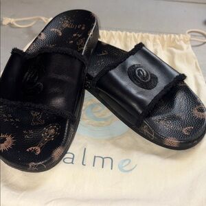 JOHNNY WAS Calme Astrology Slides with dust bag - leather uppers size 8 preloved